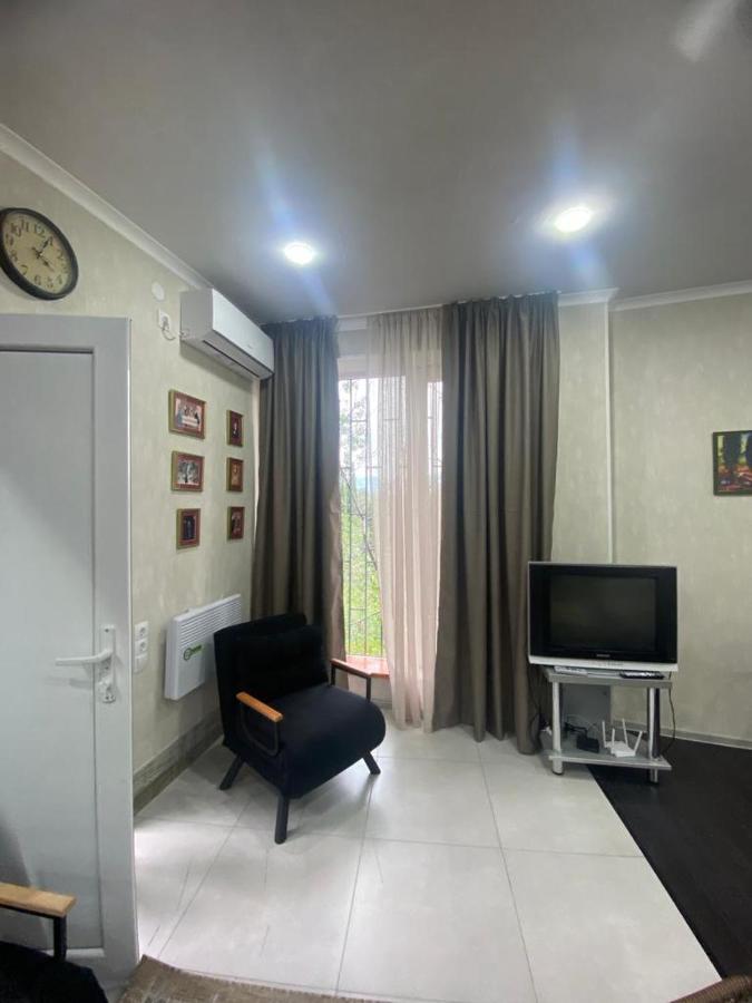 Garage - Old Apartment