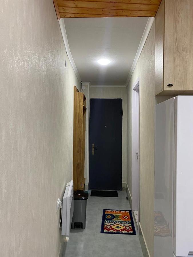 Garage - Old Apartment